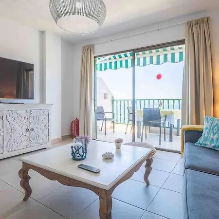 300 - With Great Sea Views * 푸에르토 데 산티아고