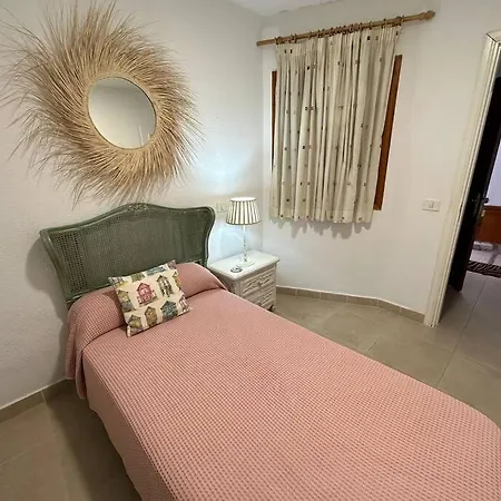아파트 300 - With Great Sea Views *